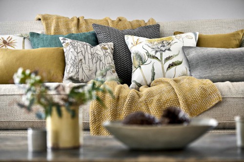 Sanderson 2018 EmbletonBay Thistle-Garden 15