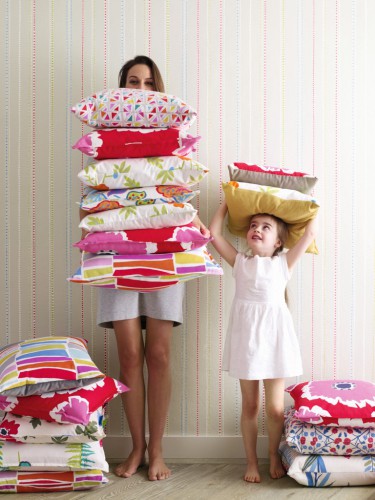 Lifestyle-Brights-and-Multi-Cushion-Stack BM med