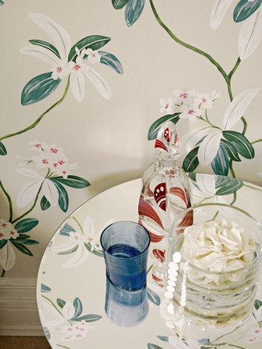 Oleander-table-detail MID