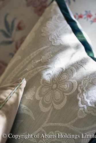 Palampore-Odile-Cushion
