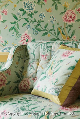Porcelai-Gardens-Cushion