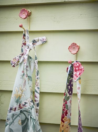 Sanderson-Paint 2019 English-Pear 03