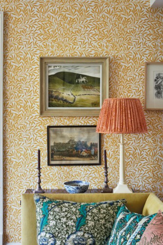 Morris and co The Queen Square  Collection 14