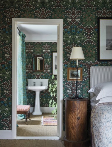 Morris and co The Queen Square  Collection 20