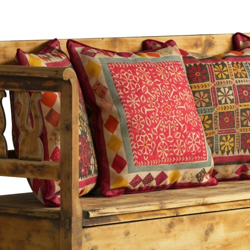 Aster-dianthus-daisy-outdoor-cushions