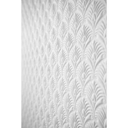 Lincrusta-rd1975fr-Fanfare-angled-shot-white